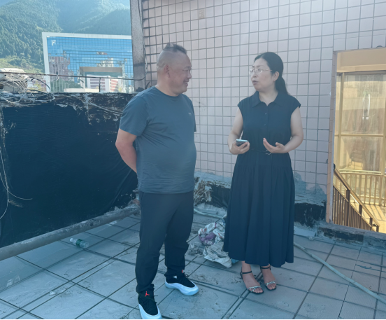 校领导带队开展新学期各项后勤保障准备工作